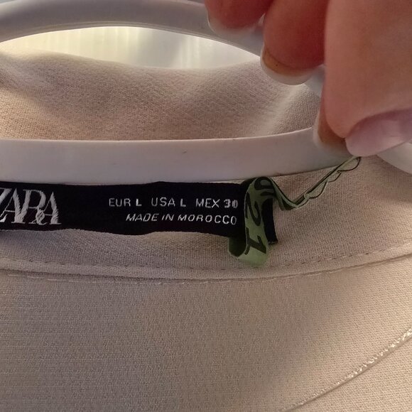 Zara belted crepe midi dress - Picture 4 of 6